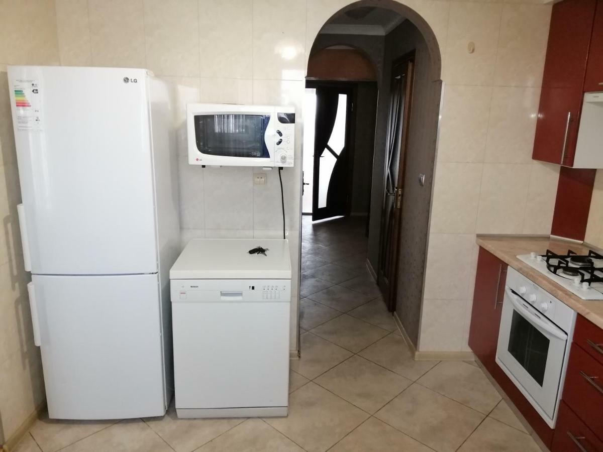 Тихая Квартира В Центре Ковеля Kovelʼ Exteriör bild